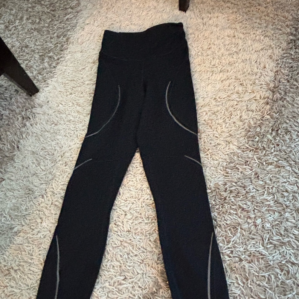 lululemon athletica Black Leggings with Gray Accents